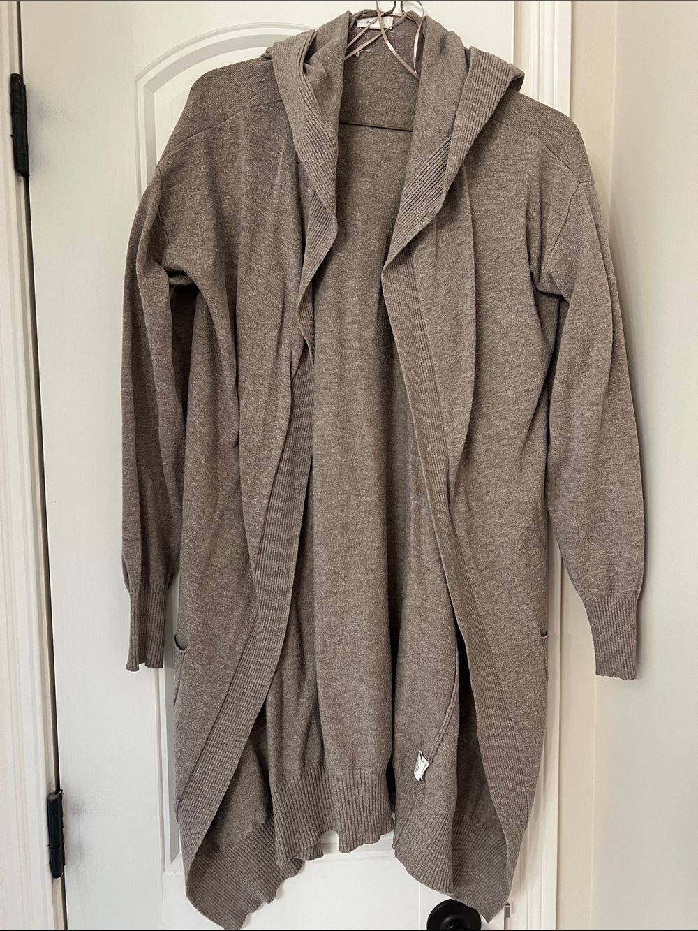 Debut women’s size small cardigan